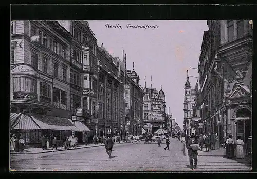 AK Berlin, Blick in die Friedrichstrasse Ecke Französische Strasse