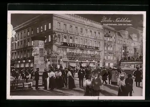 AK Berlin, Nachtleben am Victoria Cafe, mit Litfasssäule