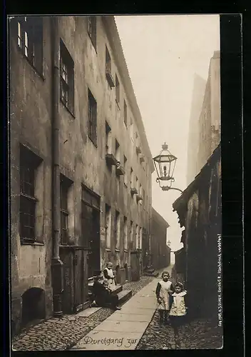 Foto-AK Berlin, Durchgang zur Fischerbrücke