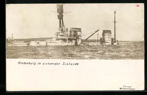 AK Kriegsschiff Hindenburg im sinkende Zustande