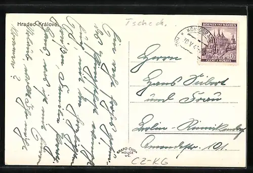 AK Hradec Kralové, Strassenpartie mit Kirche
