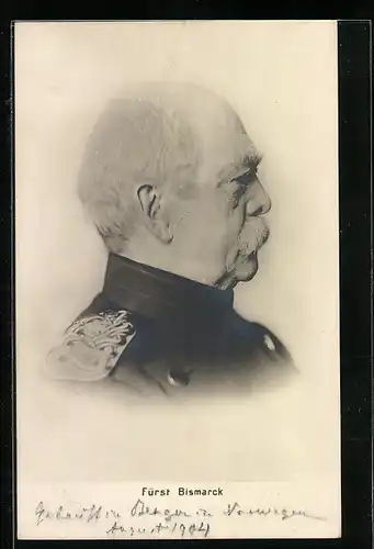 AK Der Fürst von Bismarck in Uniform von der Seite betrachtet