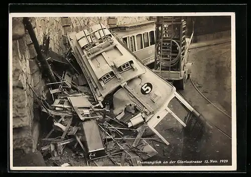 AK Zürich, Tramunglück an der Gloriastrasse 12. Nov. 1929