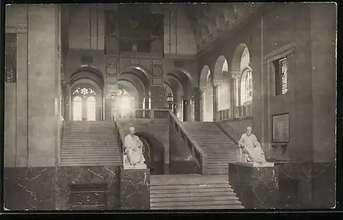 Foto-AK Fotograf Georg Pettendorfer: München, Ludwig-Maximilians-Universität