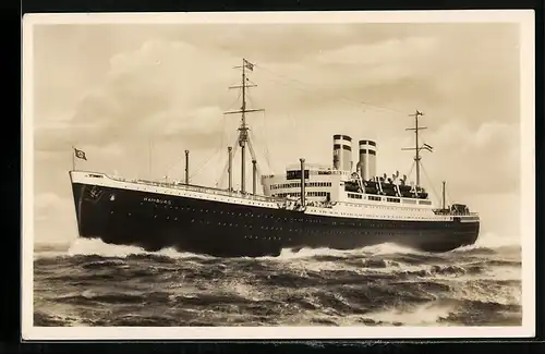 AK Passagierschiff Hamburg auf hoher See mit 