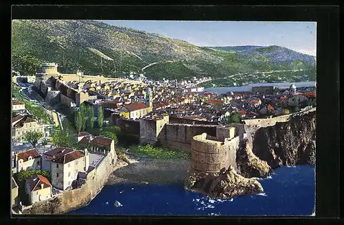 AK Raguse, Ortsansicht mit Wehranlagen aus der Vogelschau