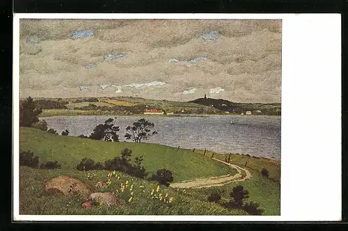 AK Knivsberg, Blick zum Ort von der See aus