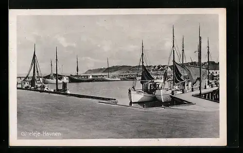 AK Gilleleje, Havnen