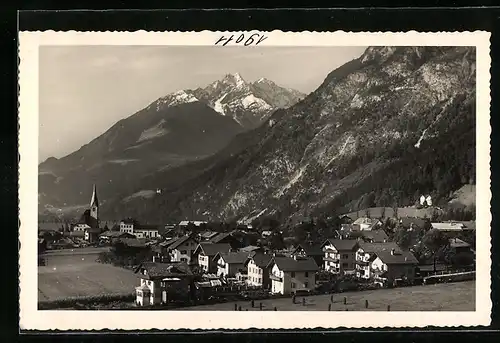 AK Jenbach im Unterinntal, Teilansicht mit Bergen