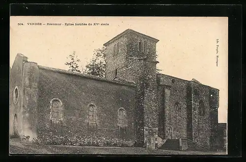 AK Réaumur, Église fortifiée du XVe siècle