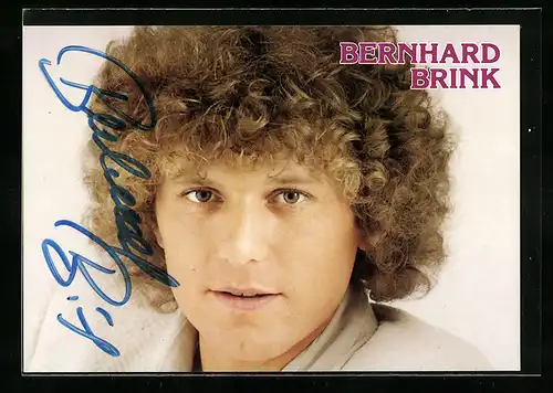 AK Musiker Bernhard Brink blickt nachdenklich in die Kamera, Autograph