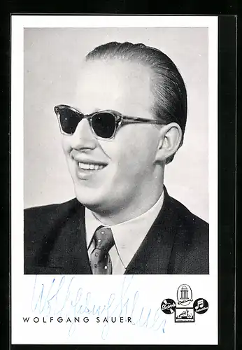 AK Musiker Wolfgang Sauer mit Sonnenbrille, Autograph