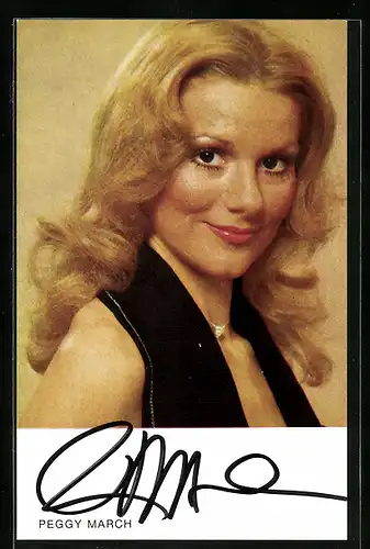 AK Musikerin Peggy March mit blonden Haaren, Autograph