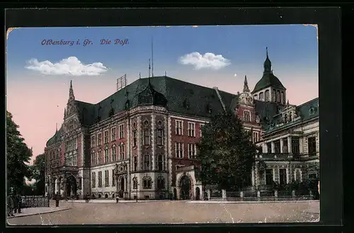 AK Oldenburg i. Gr., auf der Strasse vor der Post