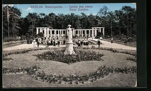 AK Berlin-Tiergarten, Skulptur im Rosengarten