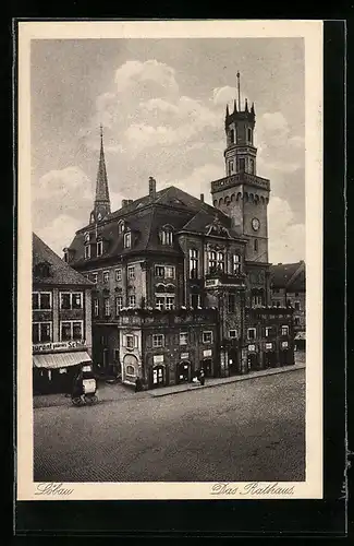 AK Löbau i. Sa., das Rathaus, Restaurant Goldenes Schiff