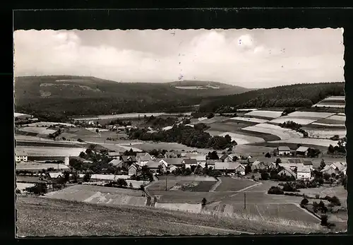 AK Appenfeld Knüll, Landschaftspanorama mit der Ortschaft