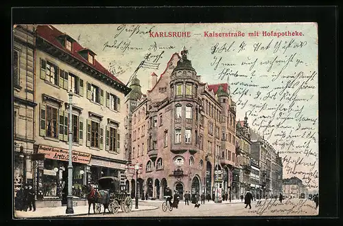 AK Karlsruhe i. B., Kaiserstrasse mit der Hofapotheke