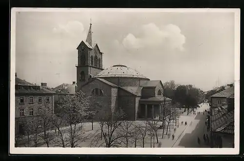 AK Karlsruhe i. B., Platz vor der St. Stephanskirche