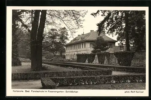 AK Karlsruhe i. B., Bad. Forstschule im Fasanengarten-Schlösschen