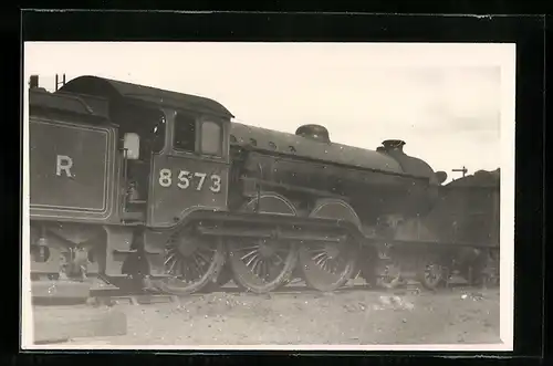 Foto-AK Lokomotive der englischen Eisenbahngesellschaft LNER mit Kennung 8573