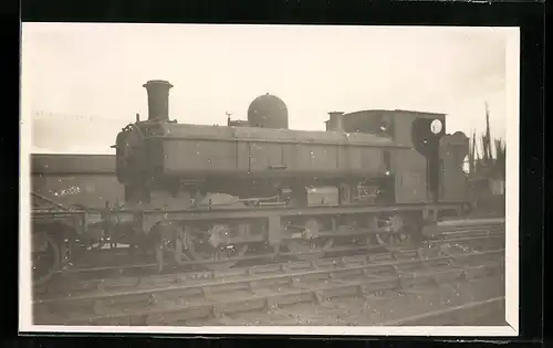 Foto-AK Lokomotive der englischen Eisenbahn mit Kennung 6733