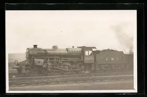 Foto-AK Lokomotive der englischen Eisenbahngesellschaft LMS mit Kennung 13234
