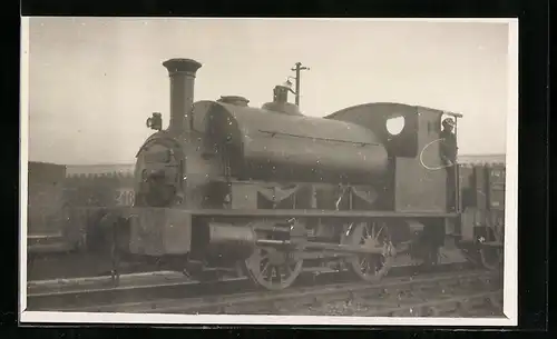 Foto-AK Lokomotive mit Kennung 16039 und Lokführer, Locomag 1947P178