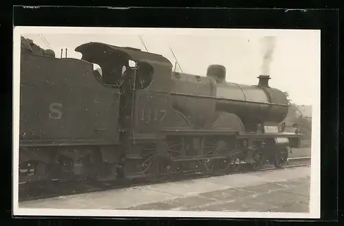 Foto-AK Lokomotive der englischen Eisenbahngesellschaft LMS mit Kennung 1117