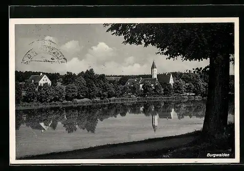 AK Burgwalden über Augsburg, Ortspanorama mit Gewässer