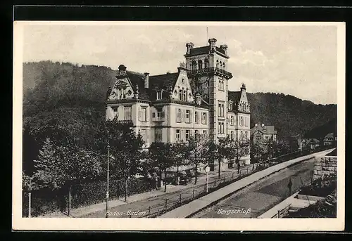 AK Baden-Baden, Bergschloss mit Strasse aus der Vogelschau