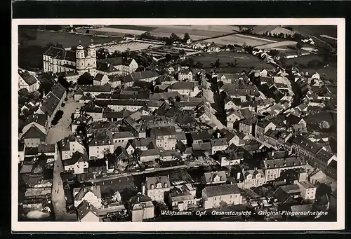 AK Waldsassen /Opf., Gesamtansicht, Fliegeraufnahme