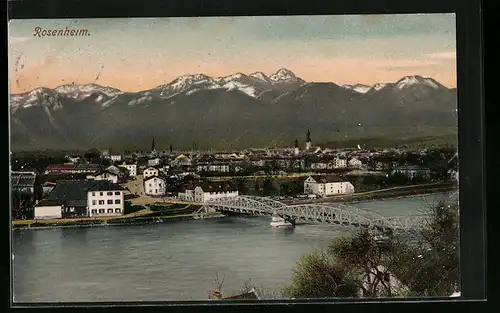 AK Rosenheim, Brücke in die Stadt und Blick gegen die Berge