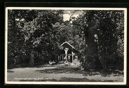 AK Neuenburg /Oldenburg, Neuenburger Urwald, Jagdhütte