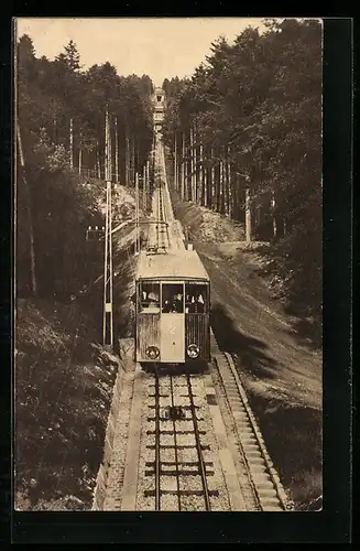 AK Baden-Baden, Die Merkurbergbahn, Ein Wagen auf dem mittleren Teil der Strecke