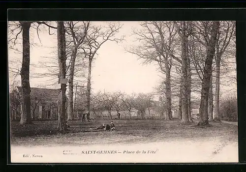AK Saint-Gemmes, Place de la Fete