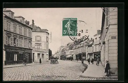 AK Mantes, Avenue de la République