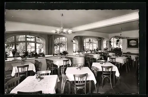 AK Titisee bei Neustadt im Schwarzwald, Eugen Winterhalder Cafe Restaurant Seeblick. im Speiseraum