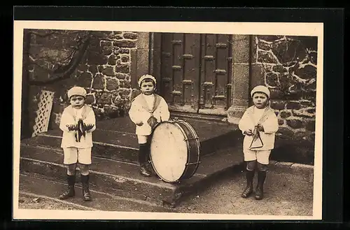 AK Saint-Fraimbault-de-Prières, Les Benjamins de la Fanfare des Petits Orphelins de Saint-Georges-de-Lisle