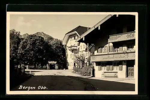 AK Bergen, Strassenpartie am Gasthof zur Post