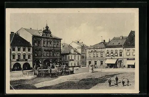 AK Kaaden / Kadan, Námesti, Marktplatz mit Rathaus