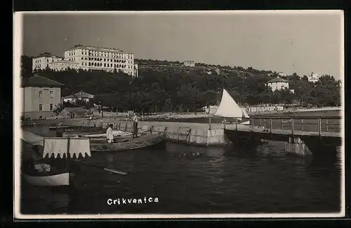 AK Crikvenica, Ortsansicht mit Pier