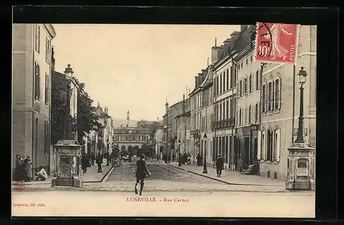 AK Lunéville, Rue Carnot, Strassenpartie