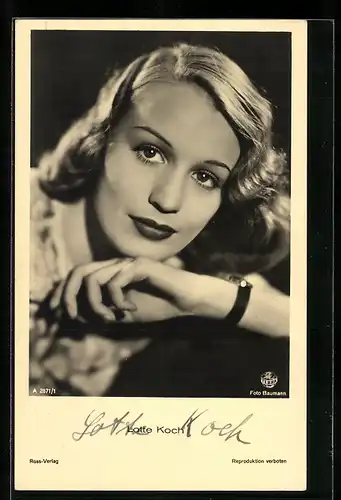 AK Schauspielerin Lotte Koch mit Armbanduhr, mit original Autograph
