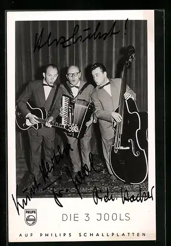 AK Musiker Die 3 Jools mit Instrumenten, Autograph