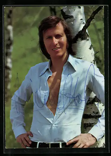 AK Musiker Michael Holm mit blauem Hemd, Autograph