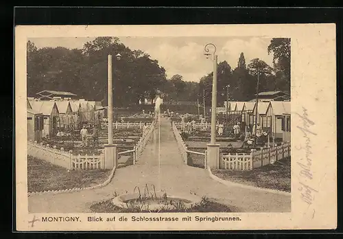 AK Montigny, Schlossstrasse mit Springbrunnen