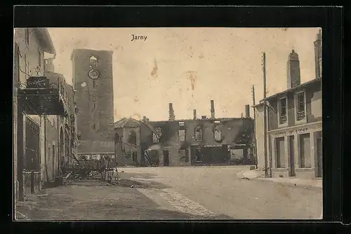 AK Jarny, Strassenpartie mit zerstörten Gebäuden, Hôtel De L`Est