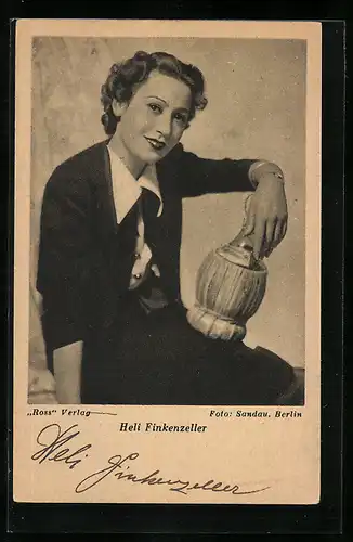 AK Schauspielerin Heli Finkenzeller mit Wein, Original Autograph