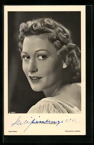 AK Schauspielerin Heli Finkenzeller mit bezauberndem Blick, Original Autograph